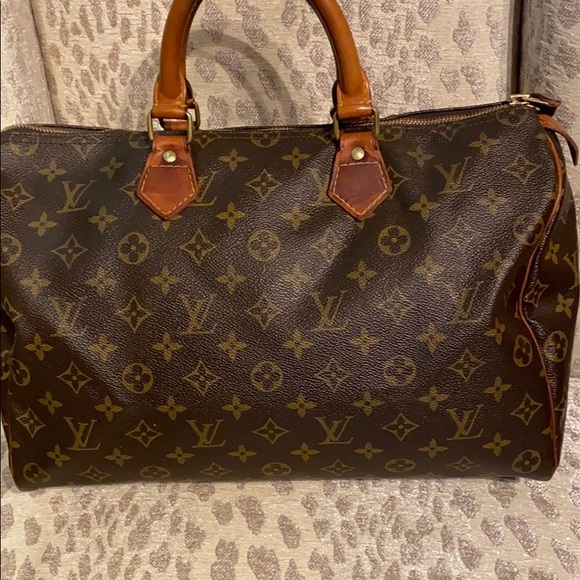 Louis Vuitton Speedy 35 monogram- Date code FC892 - Picture 2 of 13